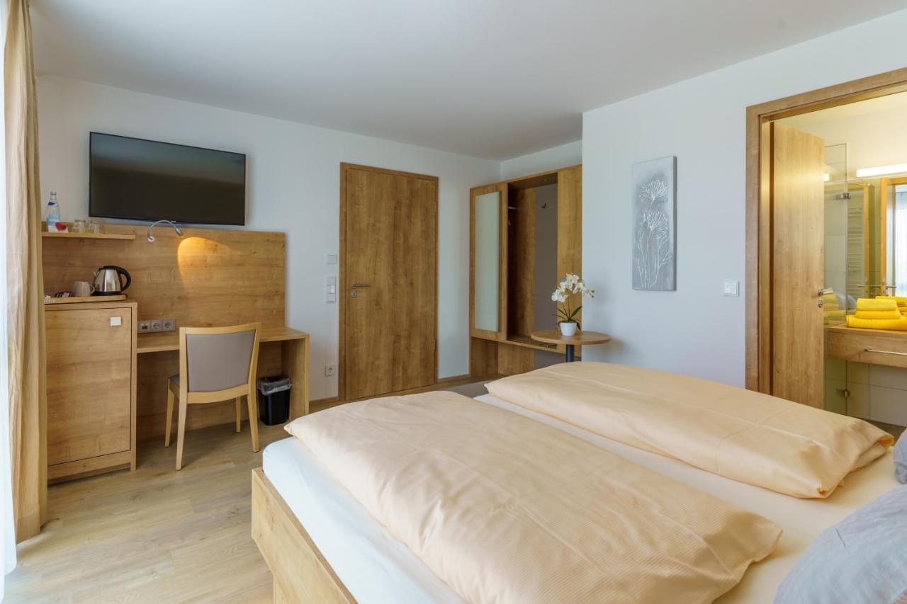 Hotel Rosenstein Heubach  Exteriér fotografie