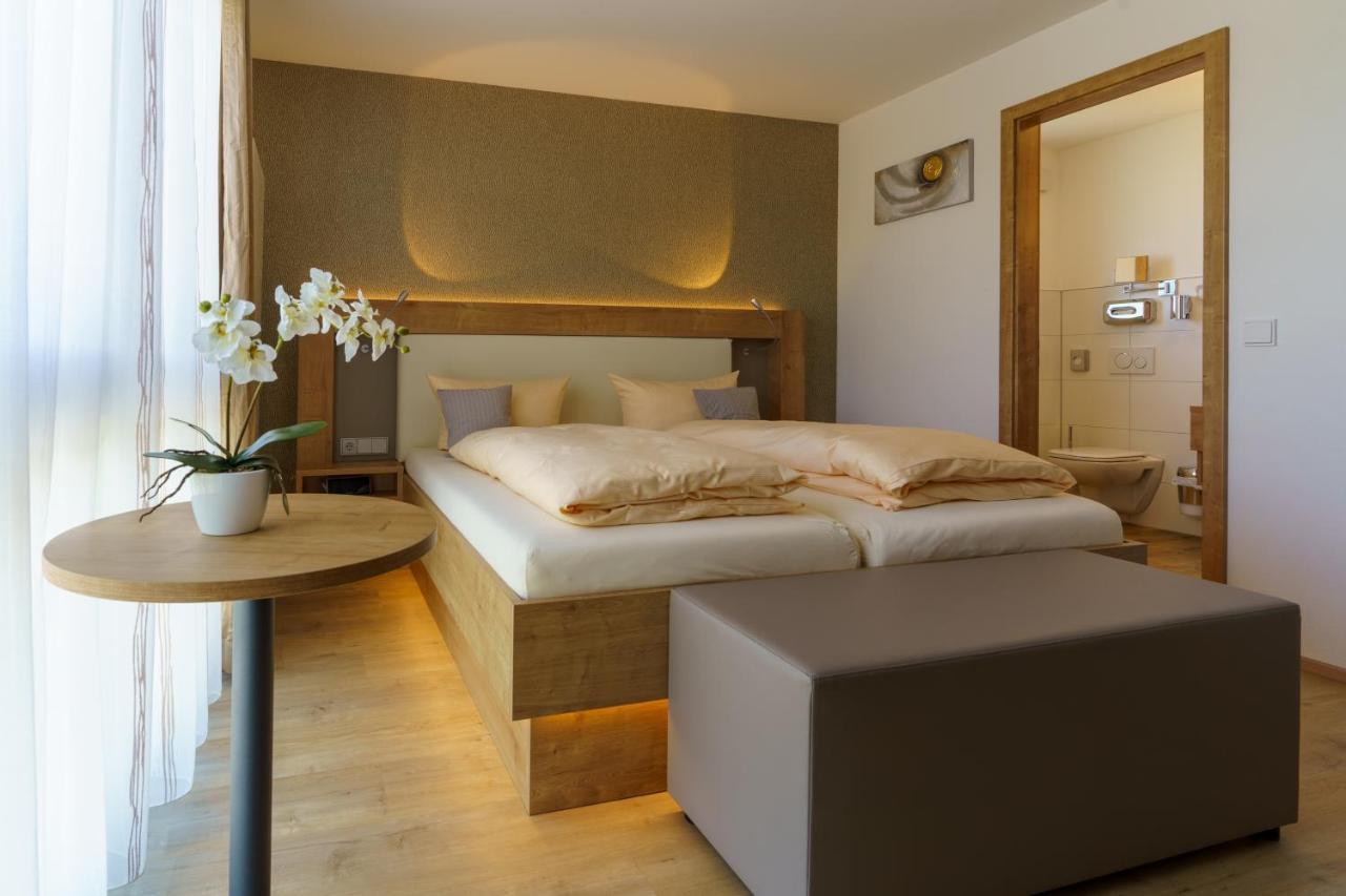 Hotel Rosenstein Heubach  Exteriér fotografie