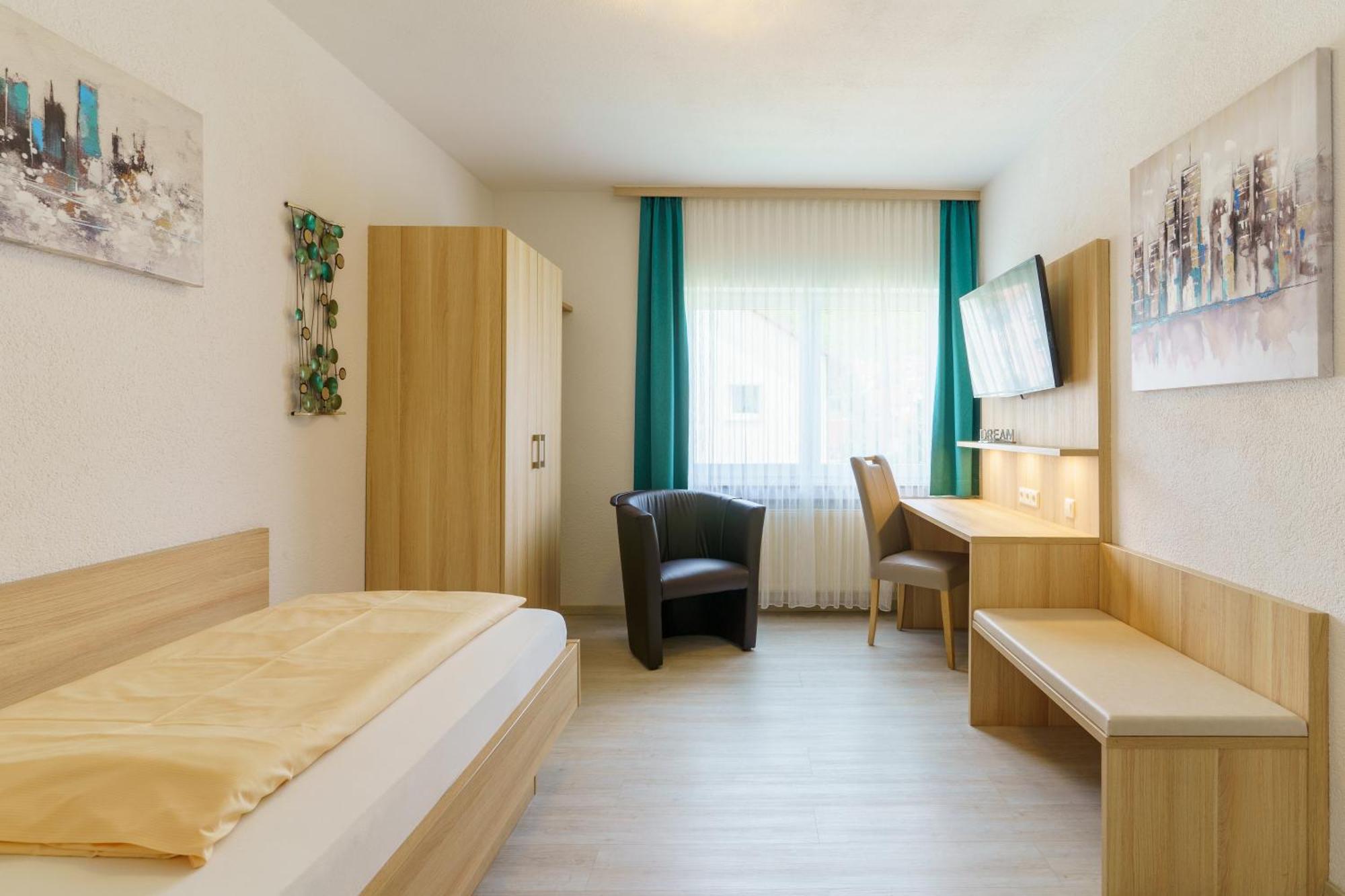 Hotel Rosenstein Heubach  Exteriér fotografie